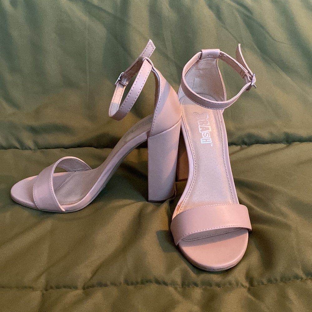 Trash Brand Nude Heels Size 5